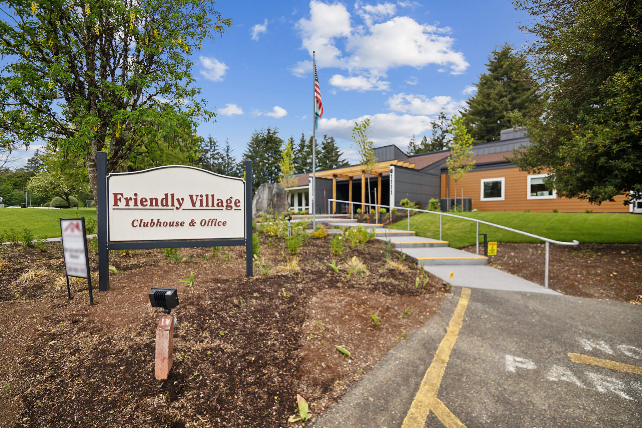 Friendly Ridge of Olympia Image